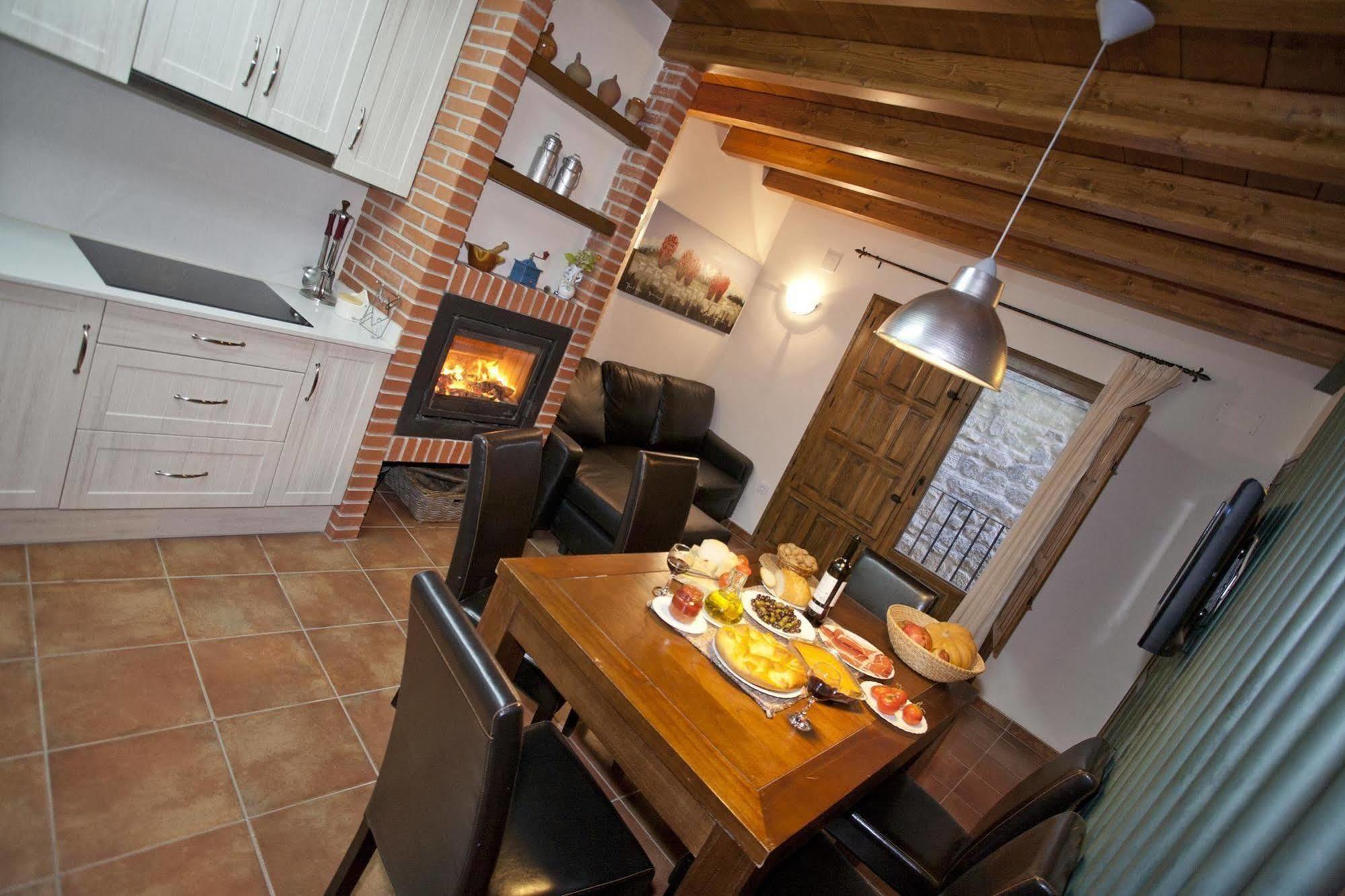 Apartamentos Maribel Calaceite Dış mekan fotoğraf