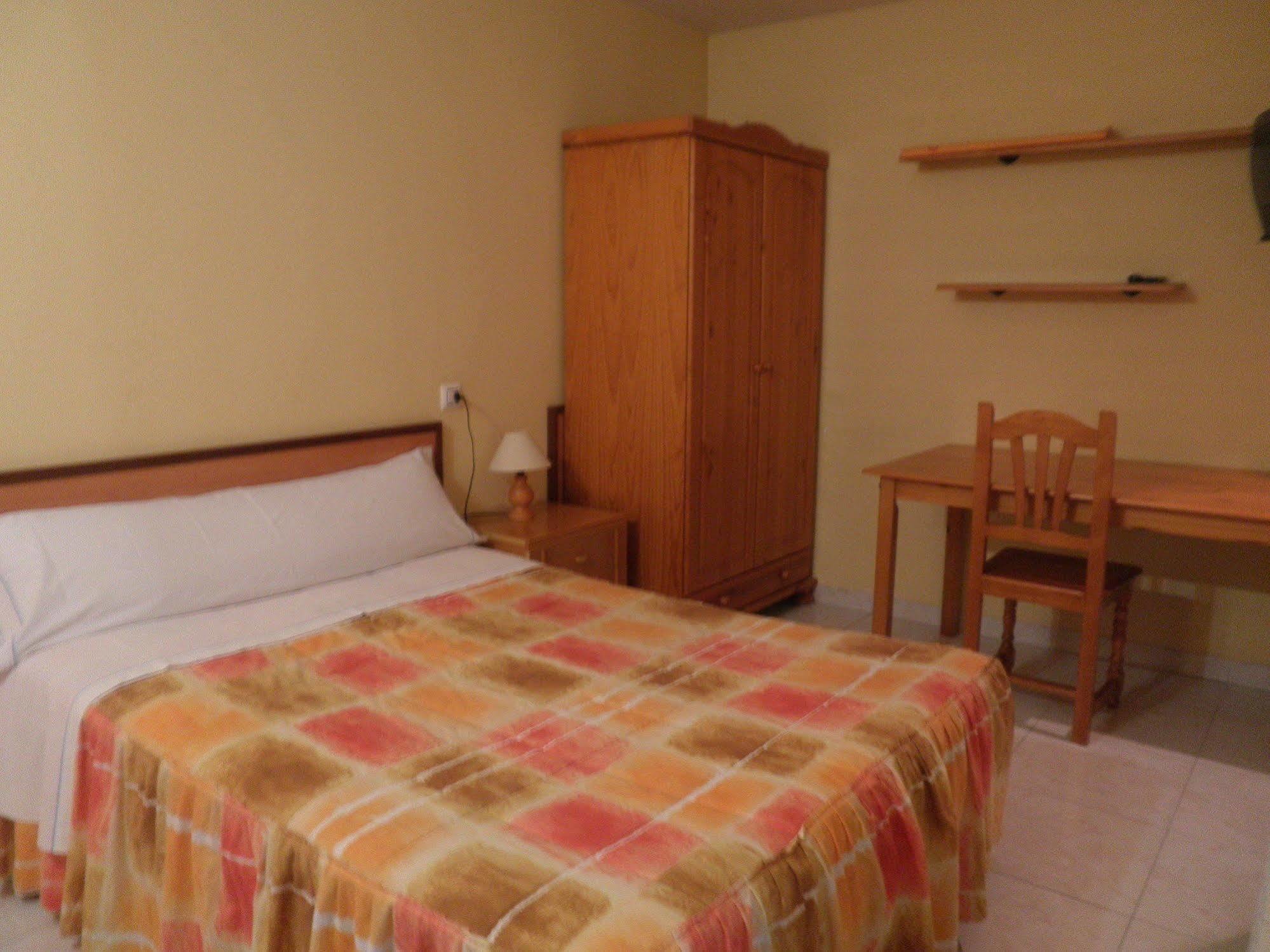 Apartamentos Maribel Calaceite Dış mekan fotoğraf